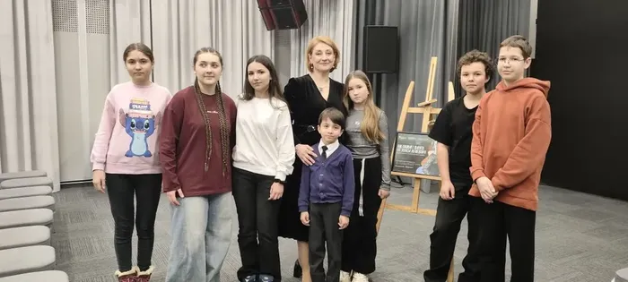 ff62160d-7526-4349-a7bf-a6a44a4d9122